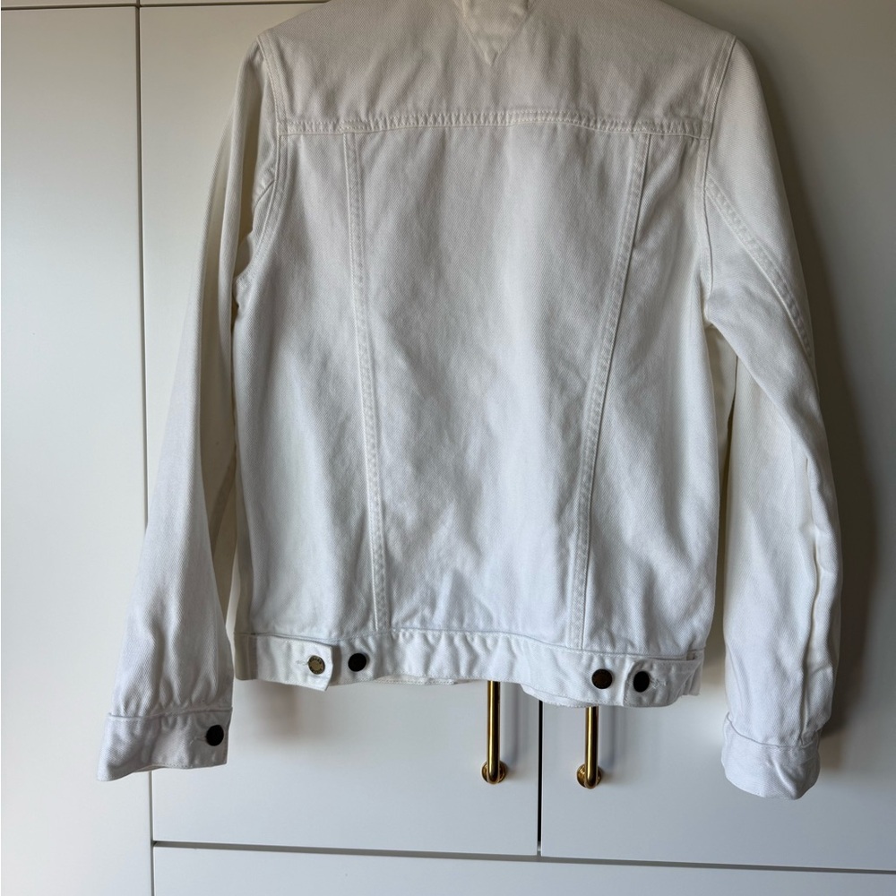 ROLLAS - White Denim Jacket - Women - Picture 2 of 5